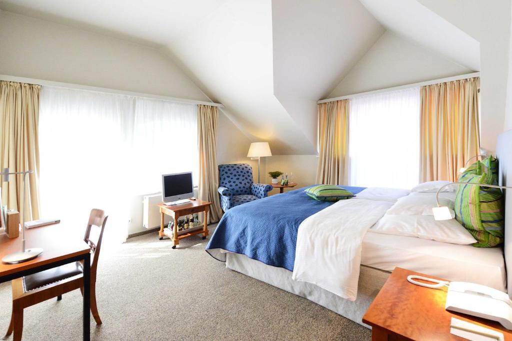 Romantik Hotel Jagdhaus Waldfrieden Bilsen Phòng bức ảnh