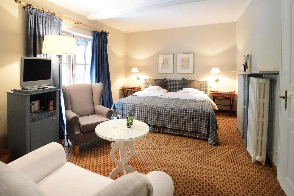 Romantik Hotel Jagdhaus Waldfrieden Bilsen Phòng bức ảnh