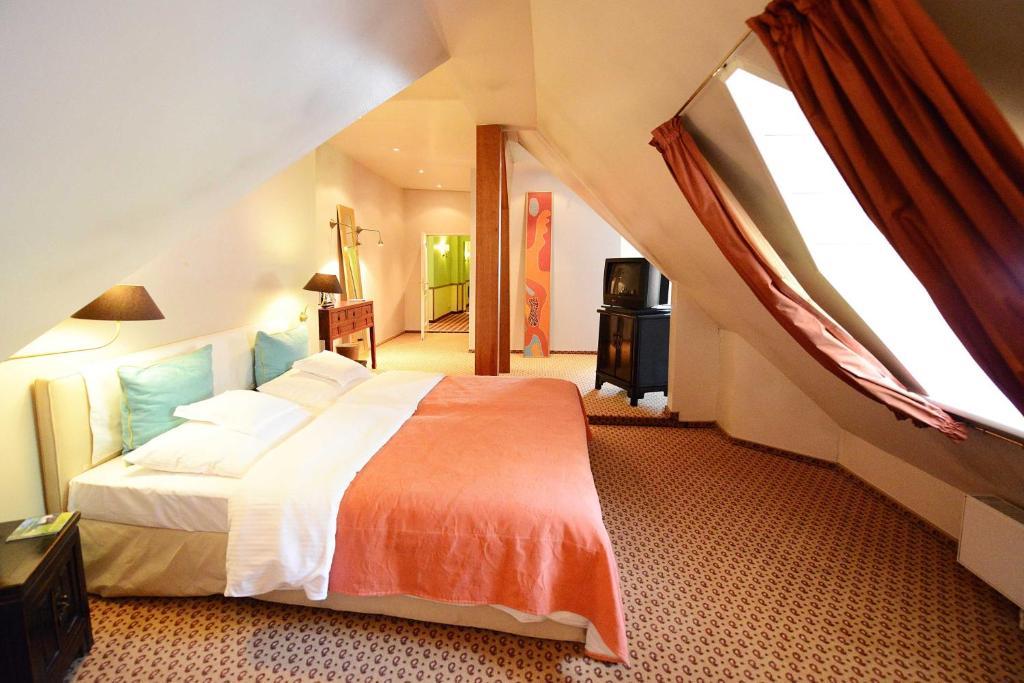 Romantik Hotel Jagdhaus Waldfrieden Bilsen Phòng bức ảnh